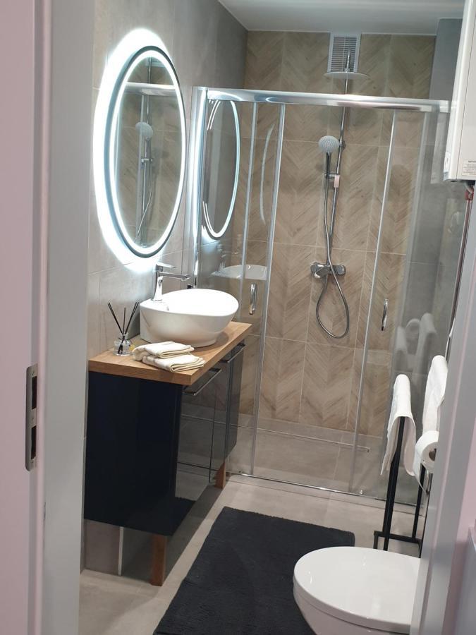Modern Apartment オポーレ エクステリア 写真